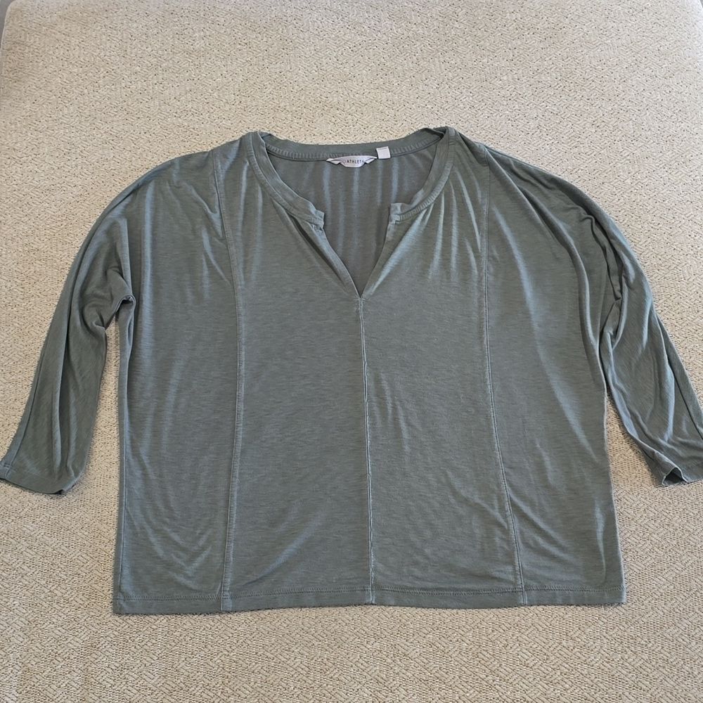 Athleta Sage Green Dolman 3/4 Sleeve Top - Size XS - Picture 2 of 11
